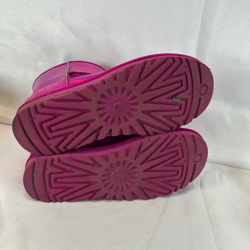 UGG Classic Mini Iridescent Dragon Fruit Pink Boots 1153532 Womens 9